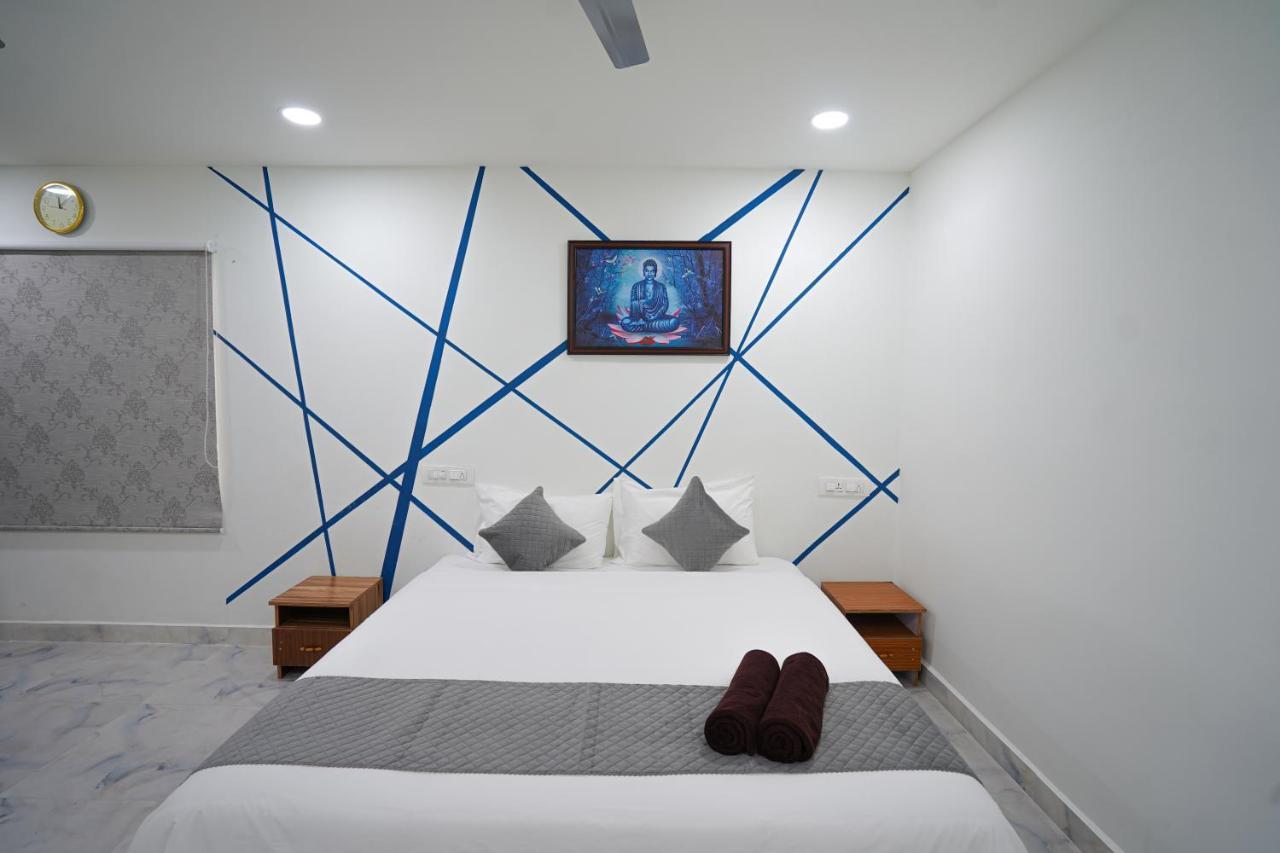 Mahasri Studio Apartments- Brand New Fully Furnished Air Conditioned Studio Apartments Tirupati Eksteriør bilde