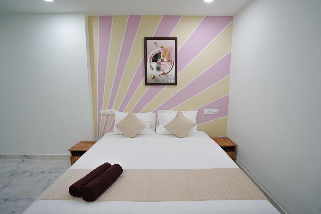 Mahasri Studio Apartments- Brand New Fully Furnished Air Conditioned Studio Apartments Tirupati Eksteriør bilde