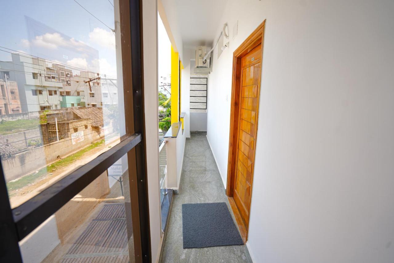 Mahasri Studio Apartments- Brand New Fully Furnished Air Conditioned Studio Apartments Tirupati Eksteriør bilde