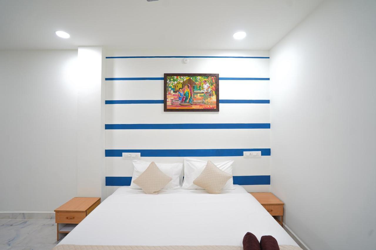 Mahasri Studio Apartments- Brand New Fully Furnished Air Conditioned Studio Apartments Tirupati Eksteriør bilde